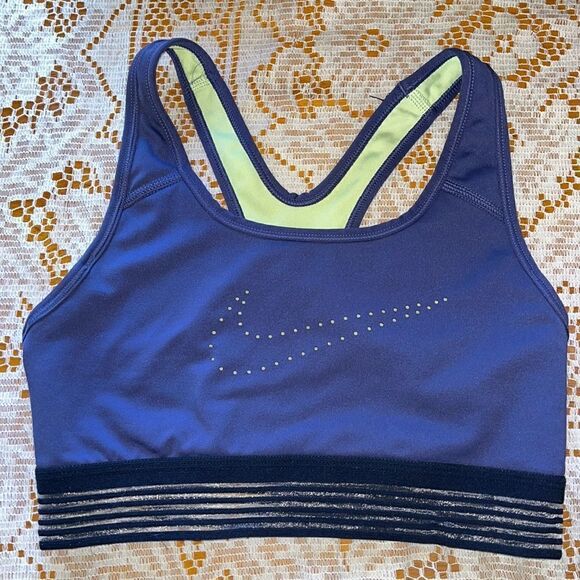EUC NIKE SMALL DRI-FIT SPORTS BRA - Picture 1 of 4